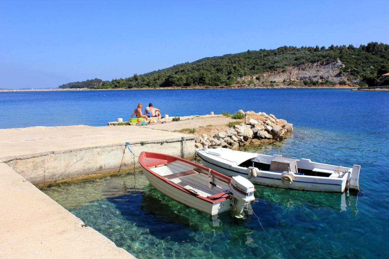 Apartments And Rooms By The Sea Zaglav, Dugi Otok - 8144 살리 외부 사진